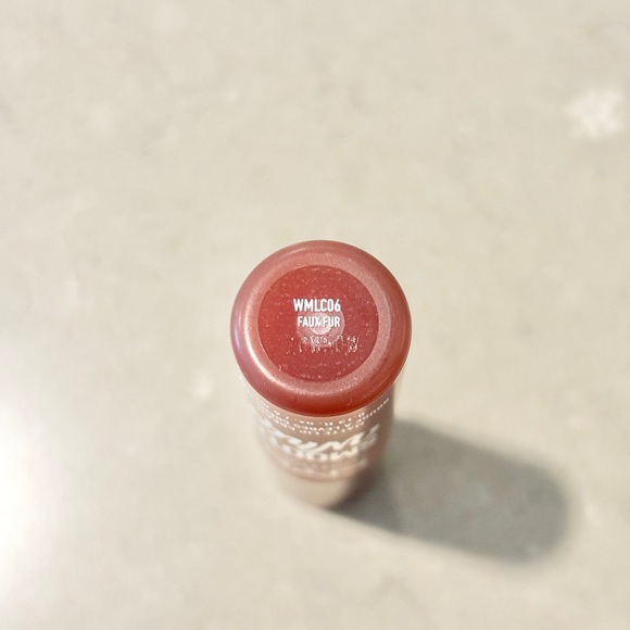 NYX Smooth Whip Matte Lip Cream Faux Fur Matte Lipstick NEW - Picture 3 of 3